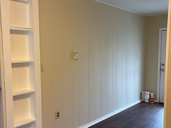 5th image of 240 Main St #2