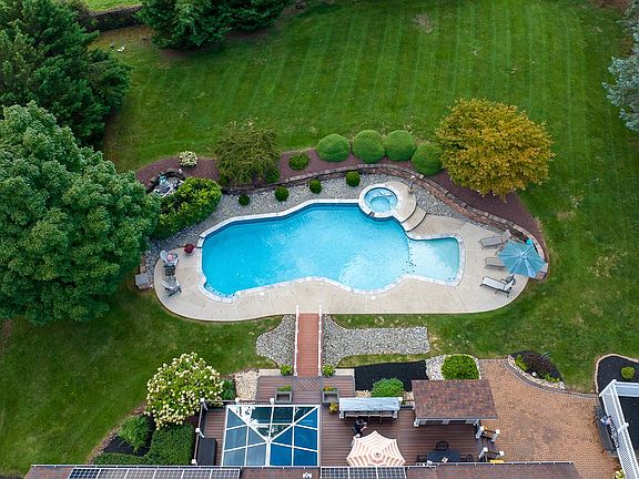 3rd image of 1429 Heather Ridge Dr