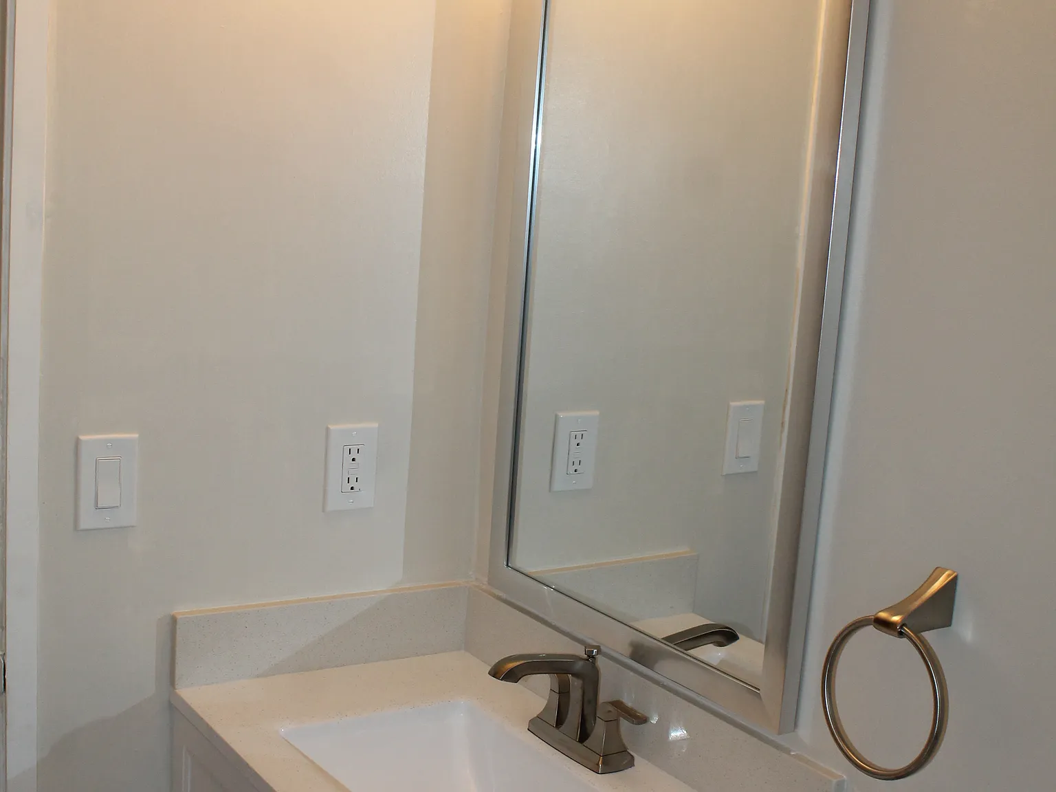 1220 Burkette Dr — Photo 4