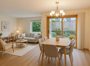 Evanston Arms Apartments, Seattle, WA 98103