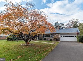 326 Chestnut Ln, Ambler, PA 19002