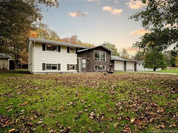 118 Myles Ave, Quispamsis, NB E2E 1G1
