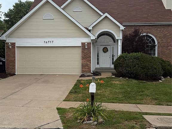 2nd image of 16717 Stone Creek Ct