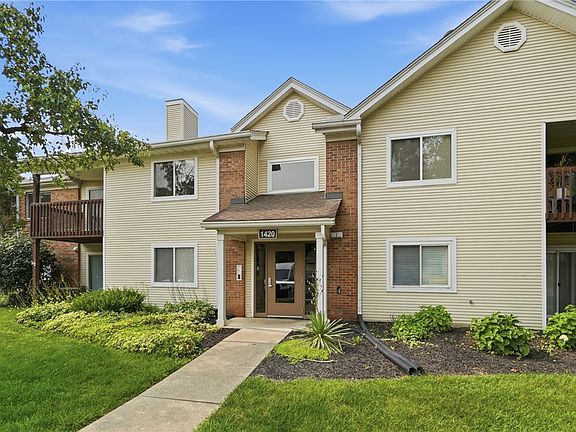 4th image of 1420 Lake Pointe Way