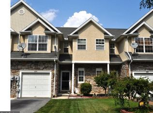 211 Maple Ct, Alburtis, PA 18011
