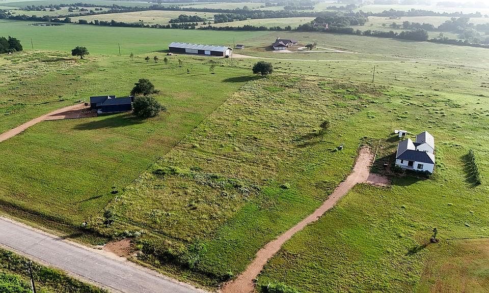 1st image of 334 Vineyard View Trl