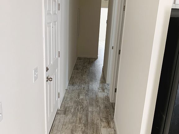 4th image of 2970 Skyview Dr #121