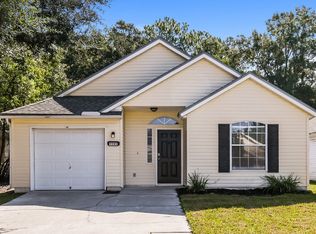 1141 Brookwood Bluff Rd E, Jacksonville, FL 32225