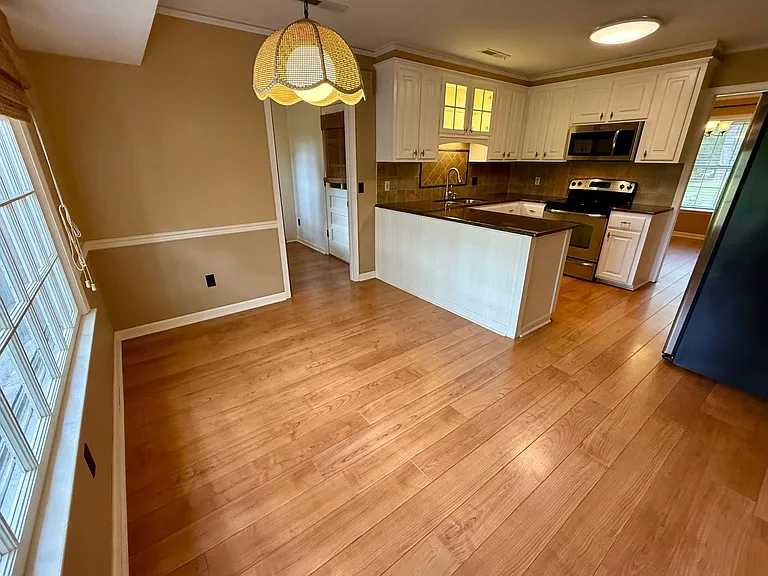2370 Clematis Trl — Photo 7