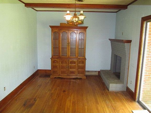 4th image of 7175 Powhatan Dr