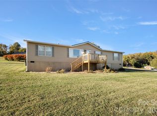 81 Dena Nix Ln, Hendersonville, NC 28792