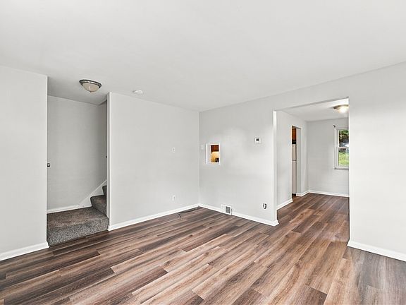 4th image of 9218 Florida Ave