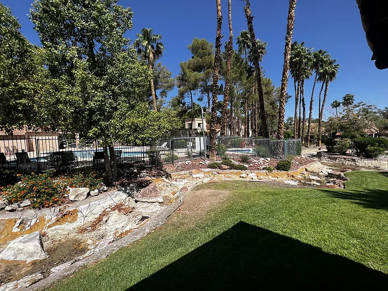 3396 Brookfield Dr — Photo 5
