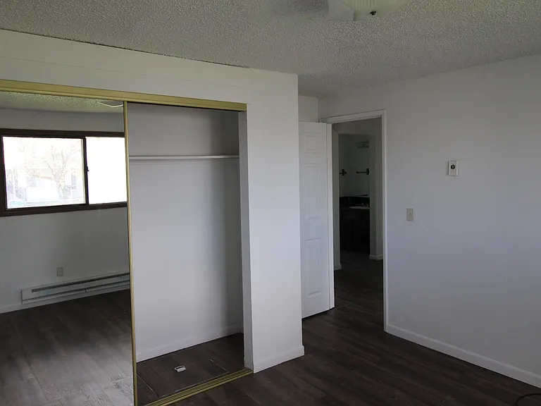 4831 Darwin Pl — Photo 15