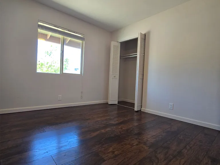 3910 E Shangri La Rd — Photo 5