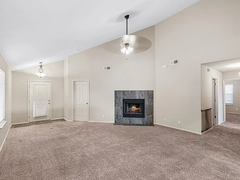 11100 Bullseye St — Photo 4