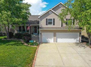 1600 NW 78th St, Kansas City, MO 64118