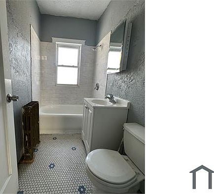 2nd image of 9052 S Dauphin Ave APT 3E