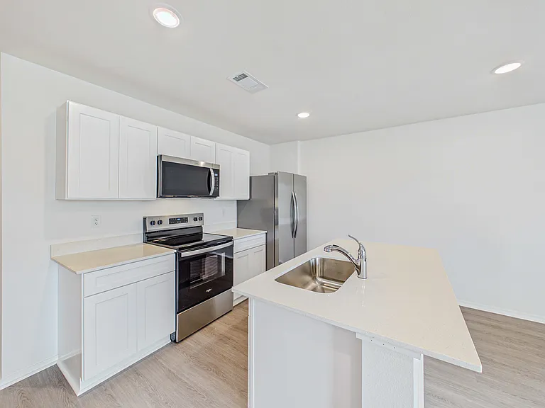 13 Vineyard Dr-17_05262026