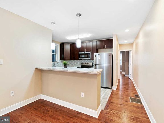 5th image of 2554 N 8th St #1