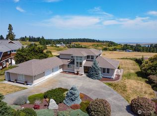 721 Spyglass Ln, Sequim, WA 98382