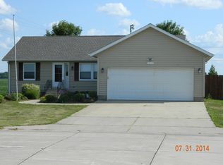 1016 Milton Ave, Lake Mills, IA 50450