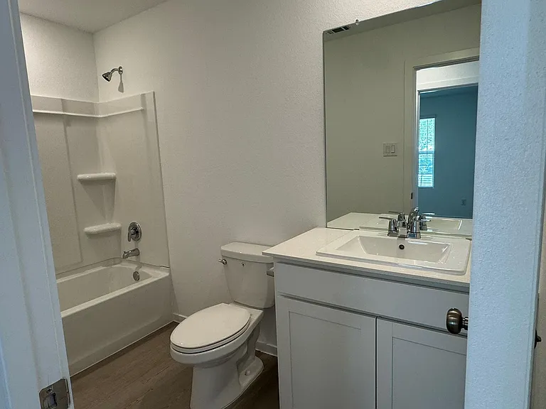 31508 Pianella Ln — Photo 8