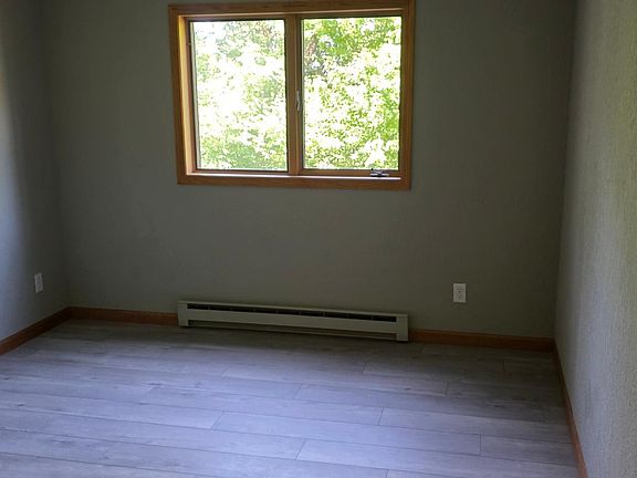 5th image of 1828 Perlich Ave