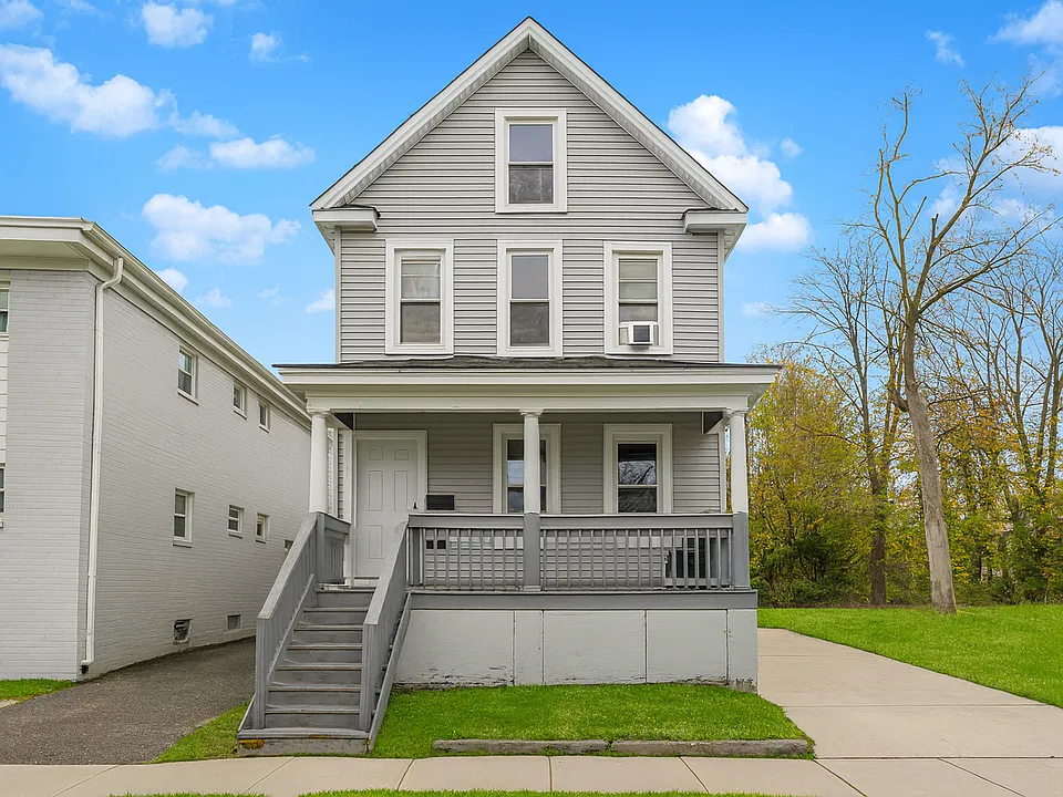 1235 Washington Ave #2