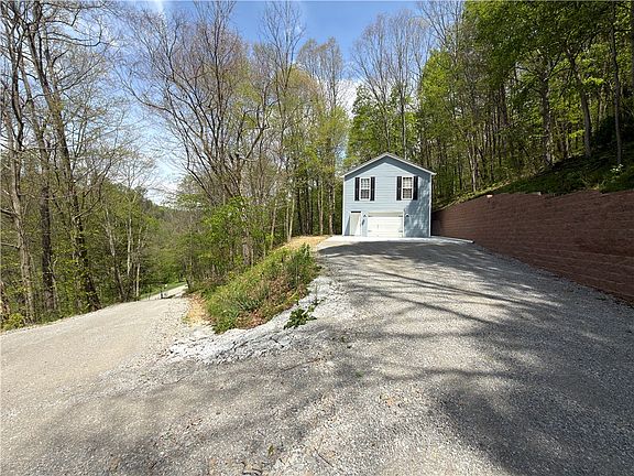 2nd image of 345 Dutch Run Rd