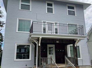 1115 S 15th St, Manitowoc, WI 54220