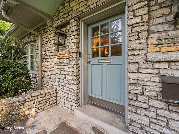 3rd image of 3101 Brownsboro Rd