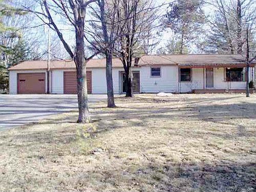 2nd image of 6732 Aarwood Rd NW