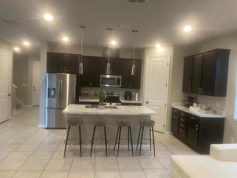 1218 Forest Gate Cir — Photo 5