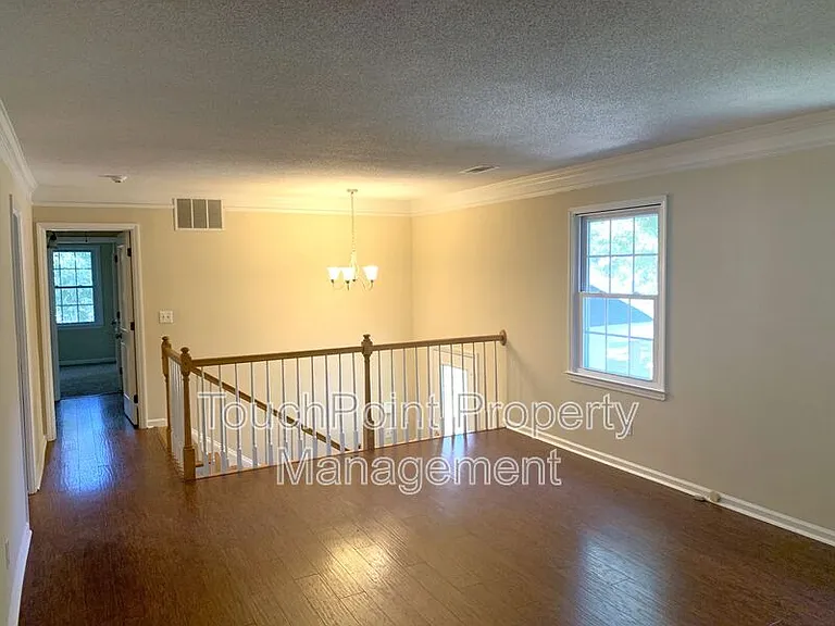 1114 Glenshannon Rd — Photo 29