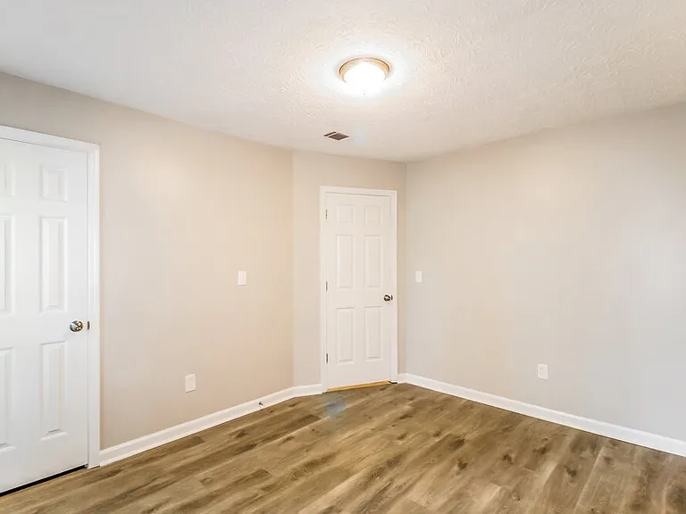 235 Grayland Creek Dr — Photo 11