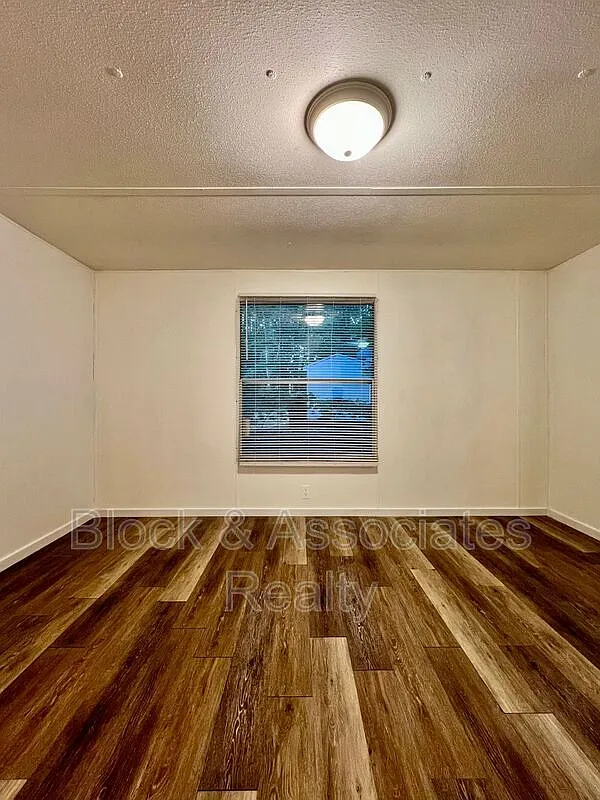 Building Photo - 2093 Ashburton Ct