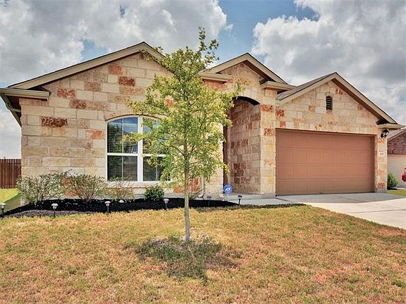3rd image of 109 Esparza Ct
