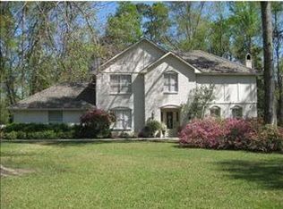 319 Fountain St, Mandeville, LA 70448