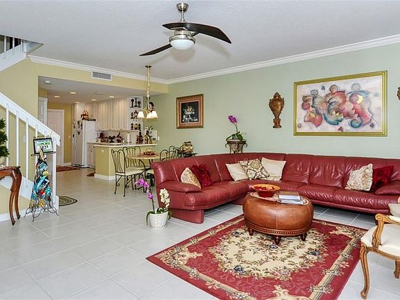 4th image of 7698 Bergamo Ave