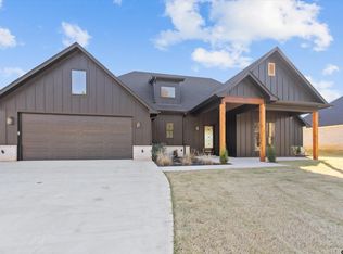 724 County Road 3807, Bullard, TX 75757