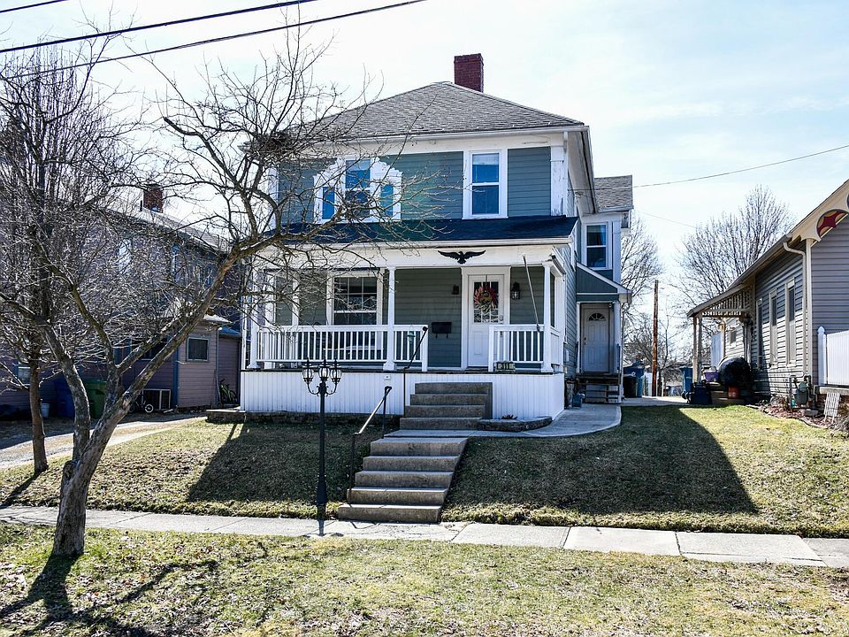 1st image of 311 W 6th St