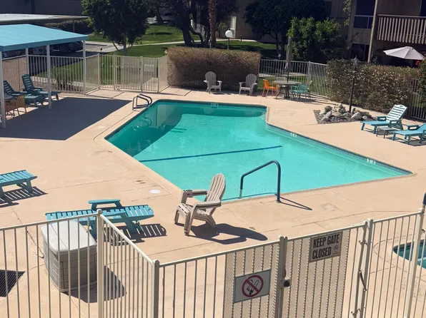 77835 California Dr, Palm Desert, CA