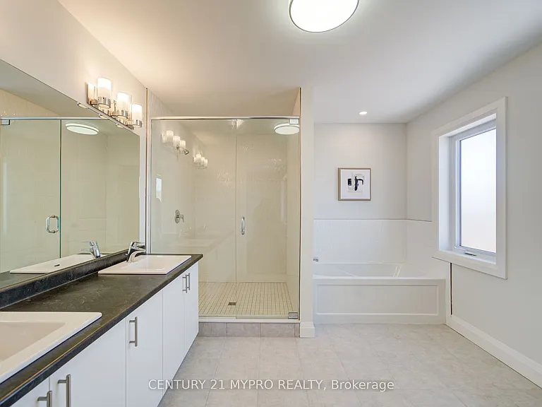 13 Lillys Ct — Photo 41