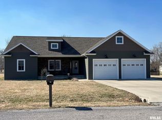 12758 Harvest Ln, Marion, IL 62959