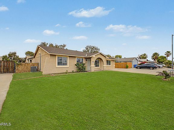 3rd image of 3008 W ANGELA Drive