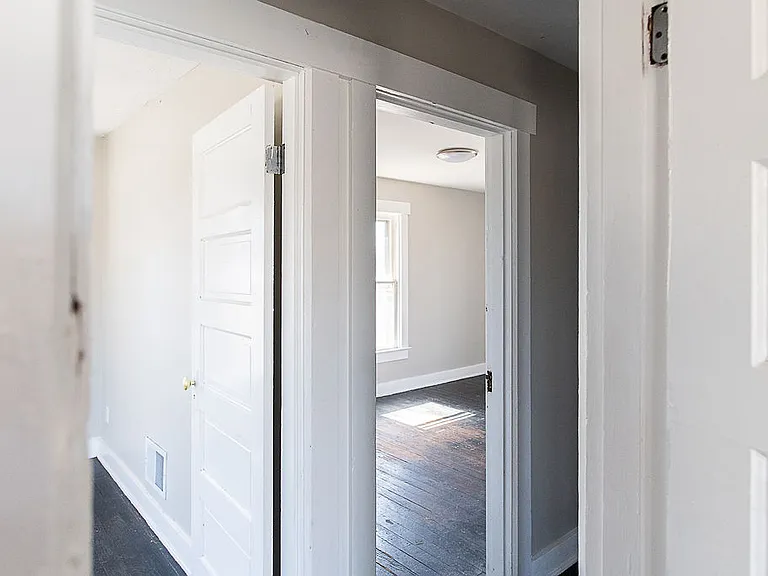 2141 Philadelphia Dr — Photo 35