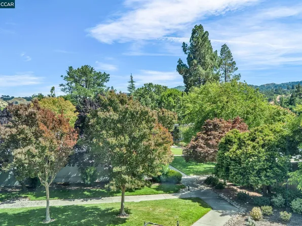 1935 Golden Rain Rd APT 1, Walnut Creek, CA 94595