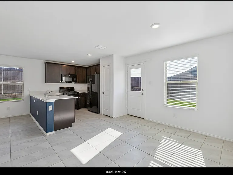 8408 Hollow Bend St — Photo 14