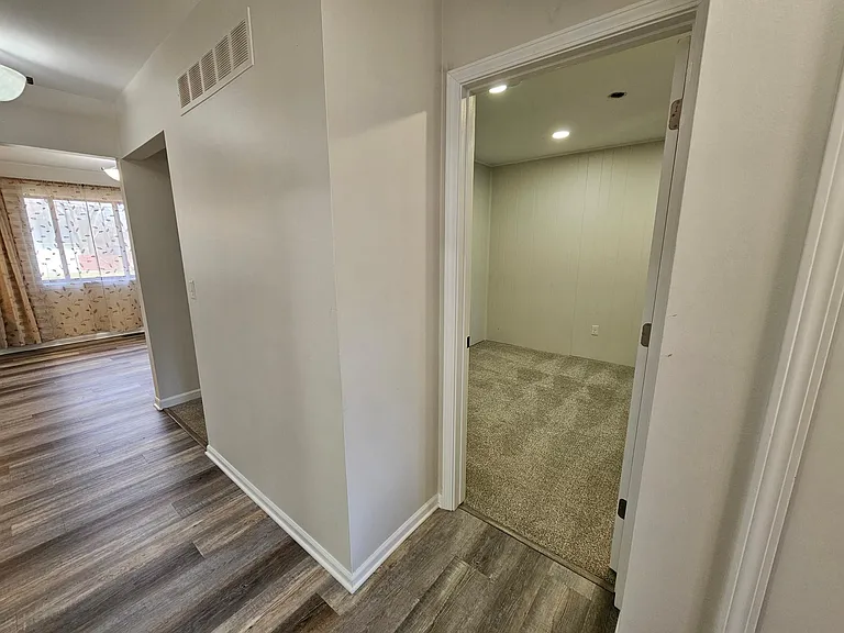 23434 Haynes St — Photo 8